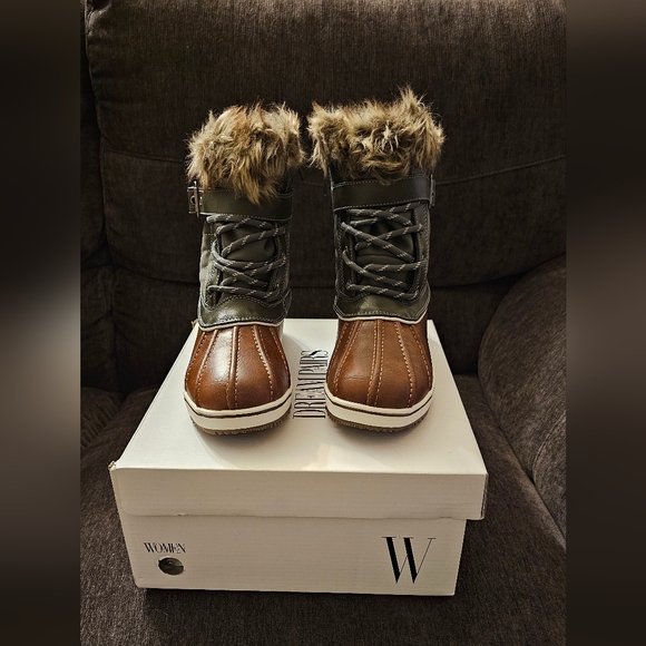 Dream Pairs River 3 Boots - Women's 6 - Picture 3 of 4